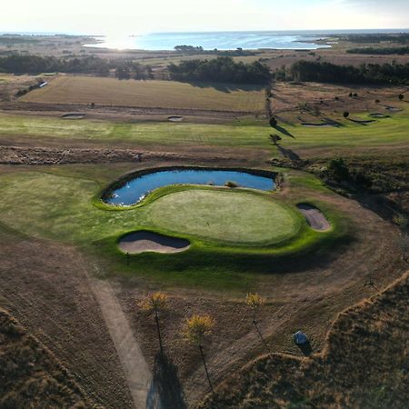 מלון Ljugarn Naer Golfklubb Stugbyn מראה חיצוני תמונה