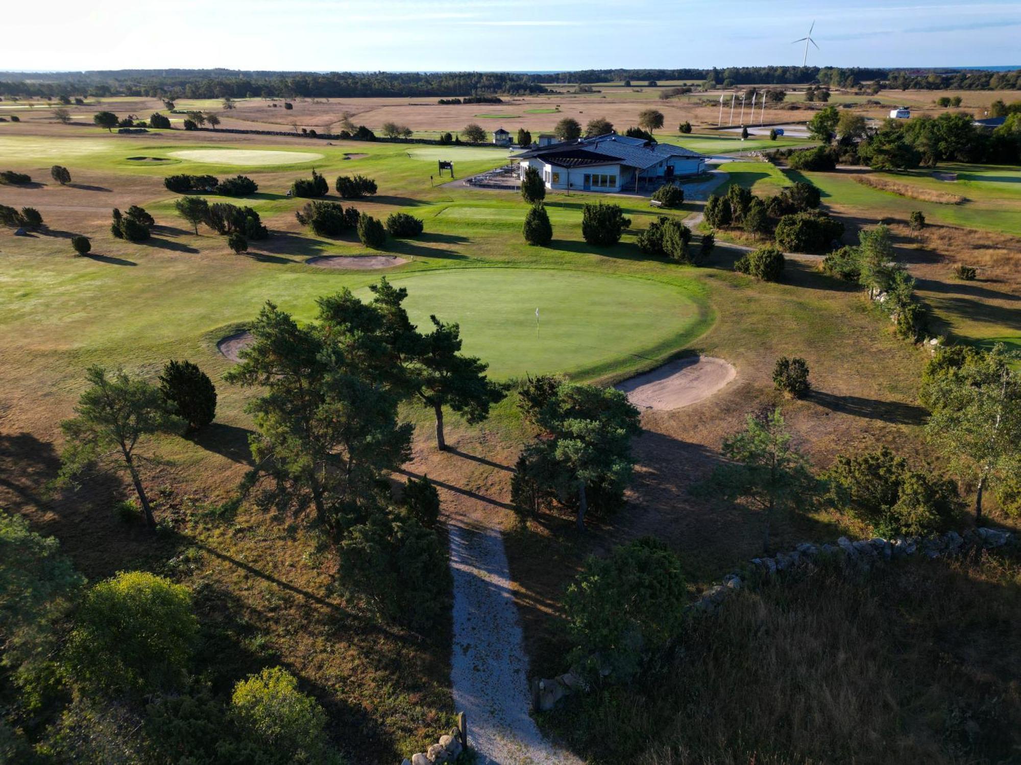 מלון Ljugarn Naer Golfklubb Stugbyn מראה חיצוני תמונה